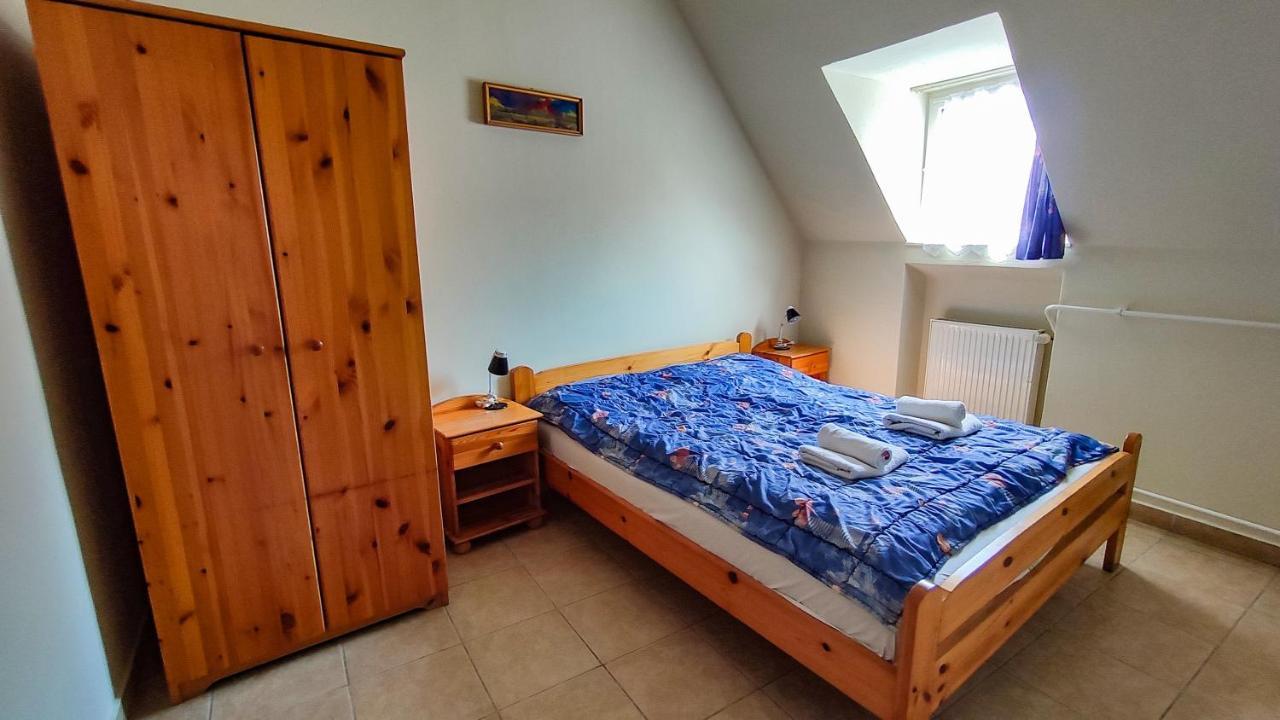 Afrodite Apartmanok Eger Exterior foto