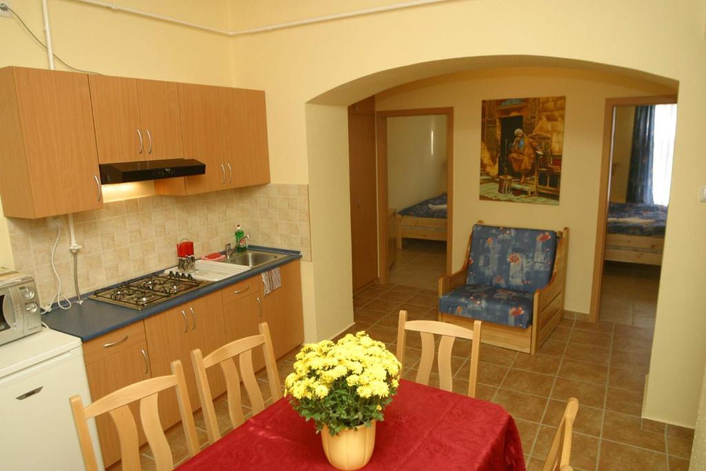 Afrodite Apartmanok Eger Quarto foto